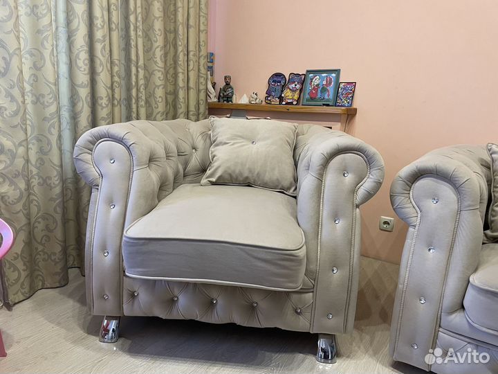 Диван и 2 кресла