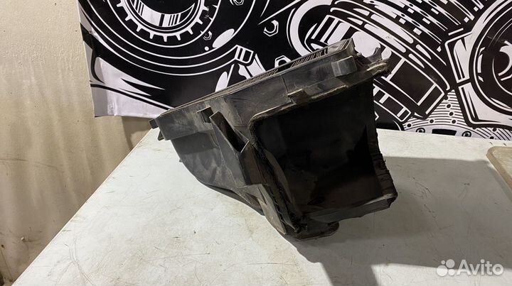 Корпус салонного фильтра Mercedes W140