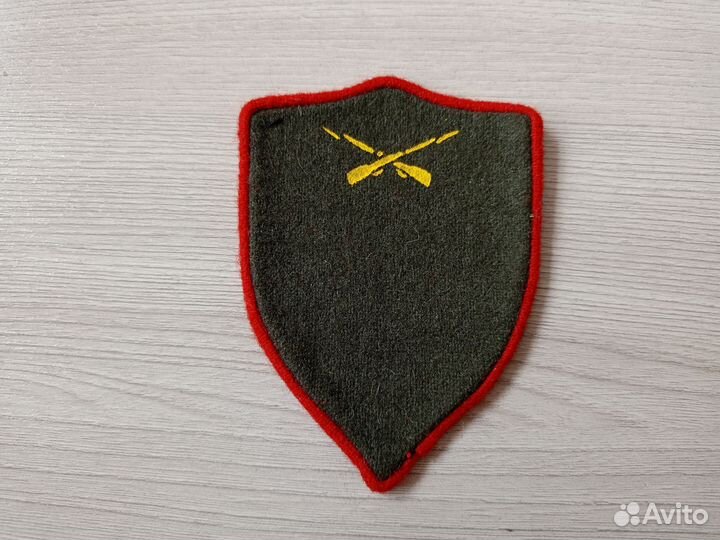 Шеврон комуч