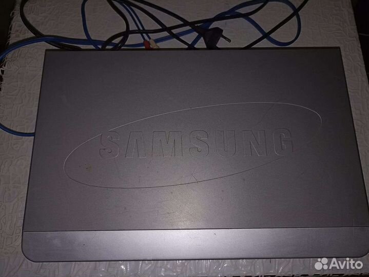 Видеомагнитофон samsung