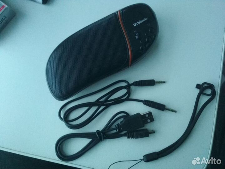 Портативная колонка Defender Spark M1