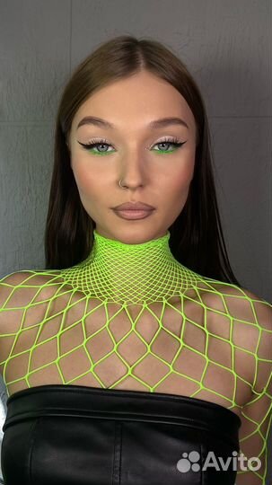 Модель на макияж для съемки рилс