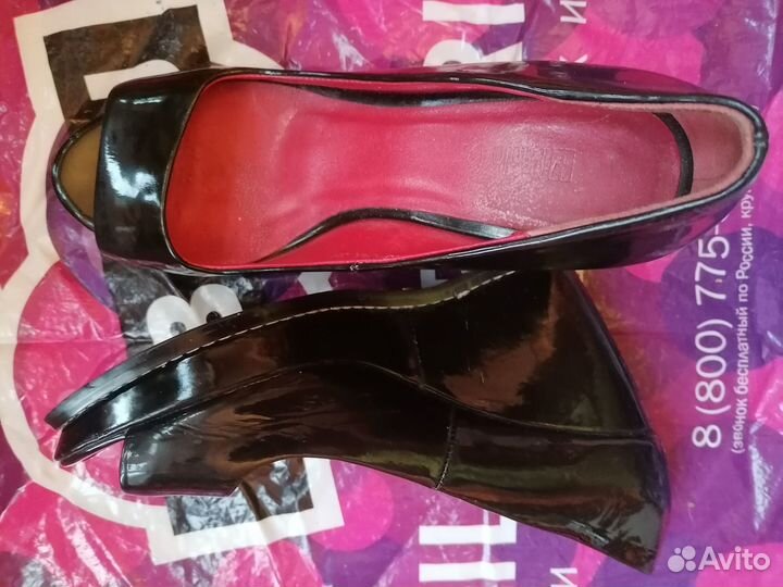 Женские туфли лаковые на платформе 35р.Paolo Conte