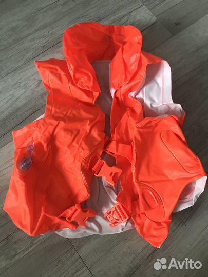 Круг плавательный надувной