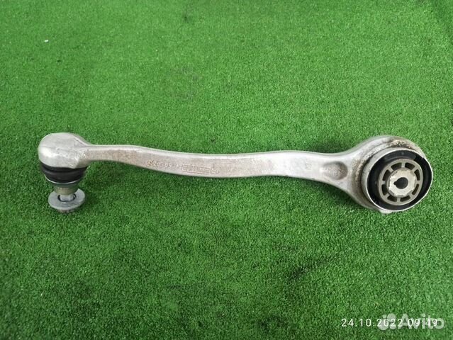 Продольный рычаг передний левый Mercedes-Benz