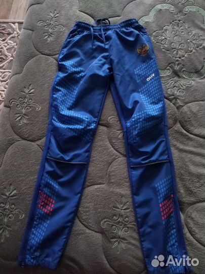 Спортивные костюм