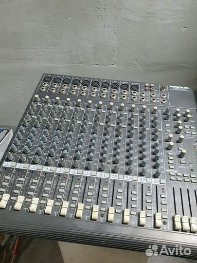 Микшерный пульт Mackie 1642-VLZ PRO