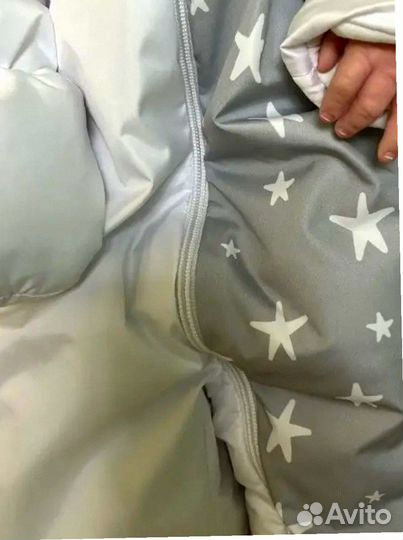 Конверт кокон на овчине утепленныйКонверт на выписку новорожденного зимний (бело-серый)