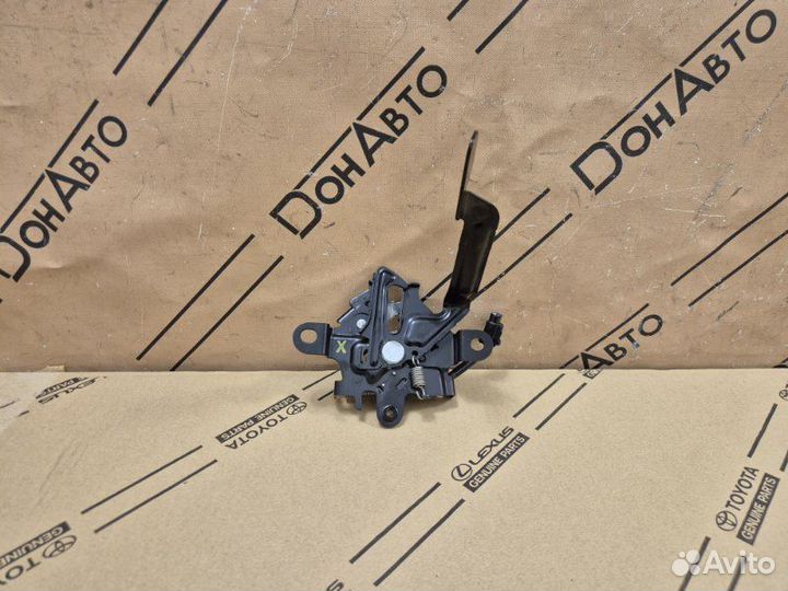 Замок капота Toyota Rav4 50
