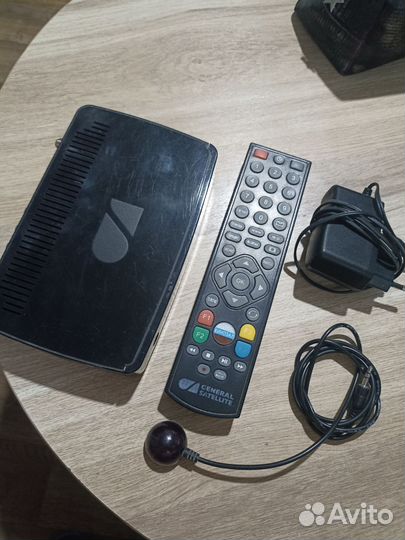 Антенна спутниковая триколор