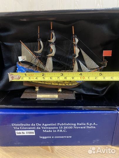 Модель корабля