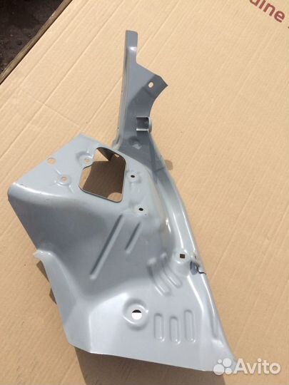 Панель крепления фонаря kia cerato 3