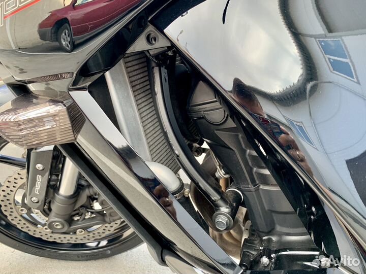 Kawasaki z1000sx ABS