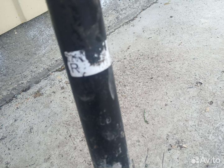 Задние амортизаторы