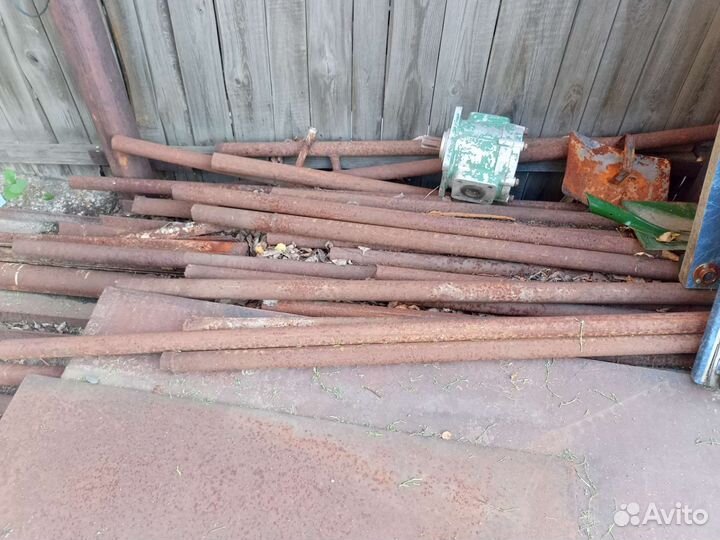 Трубы и листы металлические бу