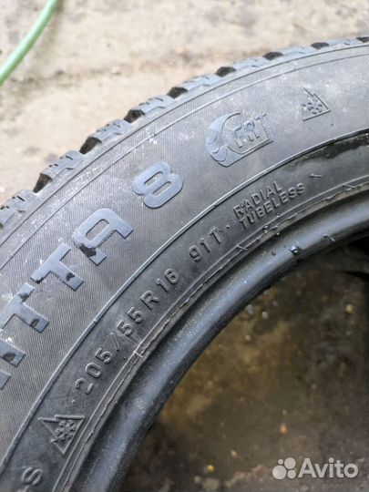 Nokian Tyres Hakkapeliitta 8 205/55 R16
