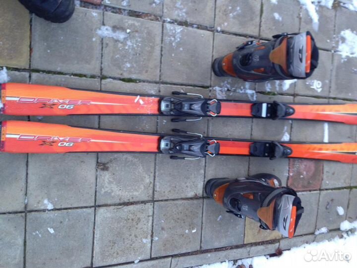 Горные лижи и ботинки