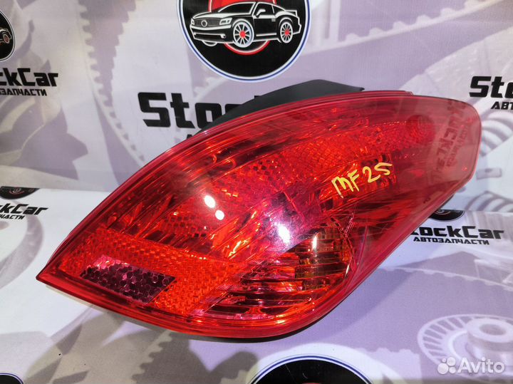 Фонарь задний правый peugeot 308
