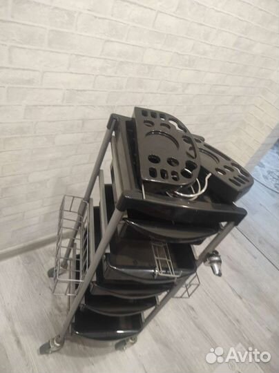 Тележка парикмахерская бу