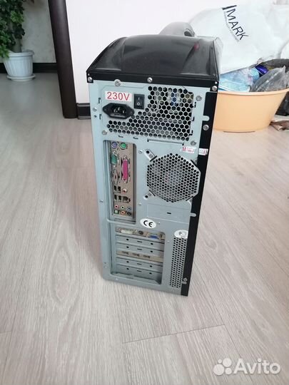 Компьютер системник