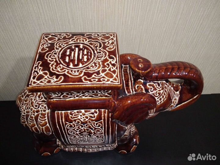 Подставка под цветы