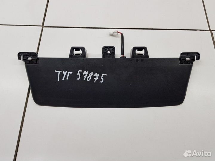 Стоп сигнал (Geely Tugella)