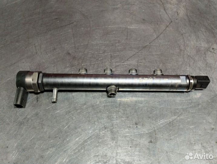 Топливная рампа Mercedes E-Class W213 OM654 2.0