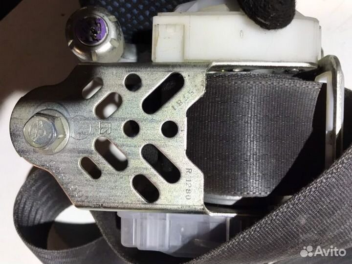 Ремень безопасности передний правый передний