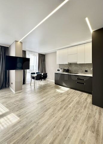 2-к. квартира, 55 м², 9/14 эт.