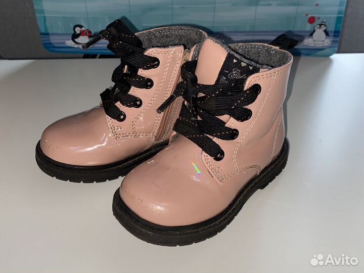 Ботинки для девочки 23
