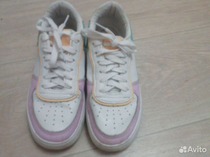 Кроссовки для девочки