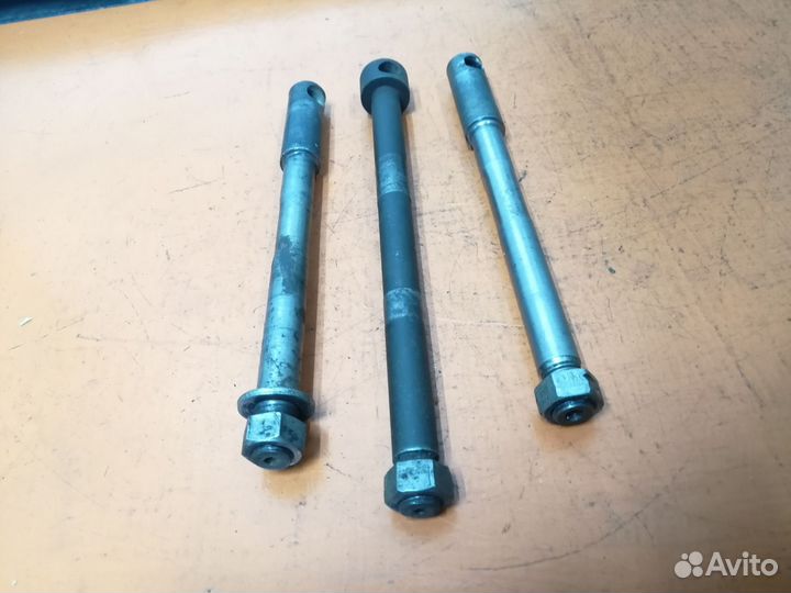 Ось колеса Зид 50 Пилот