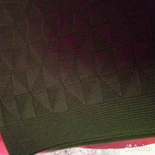 Пледы и покрывало