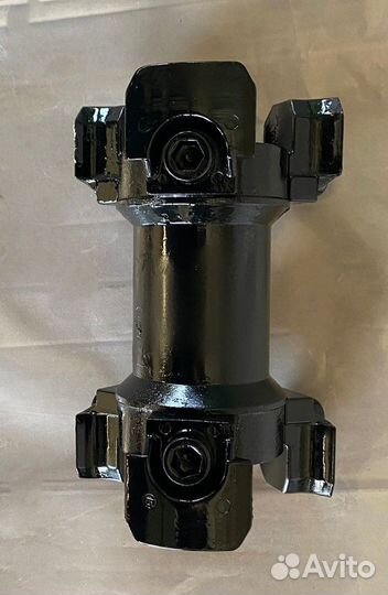 027075 Втулка соединительная кукурузной жатки Geri