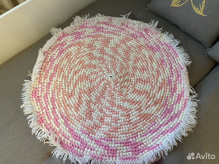 Вяжу коврики для дома