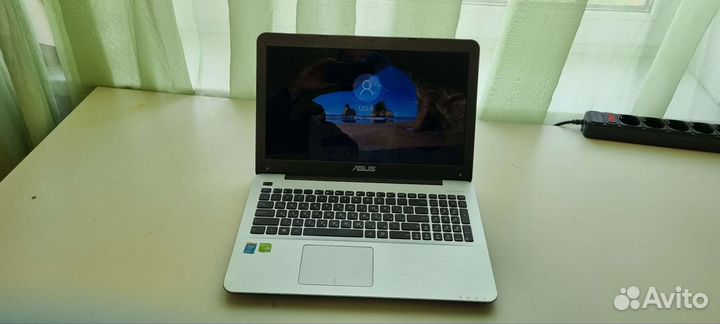 Asus X555L core i7 /8Gb/gt920 2Gb/1tb
