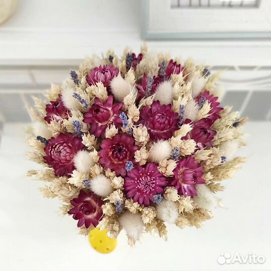 Букет из сухоцветов в леечке Пшеница, лаванда