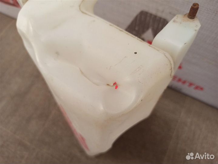 Бачок омывателя Volkswagen Polo (Mk4) 2001-2009