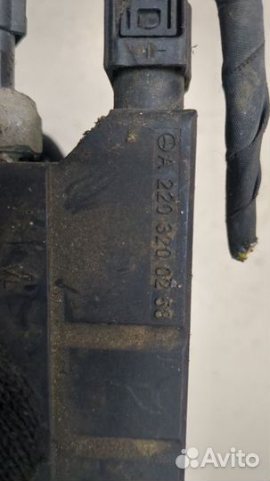 Блок клапанов Mercedes S W220, 2002