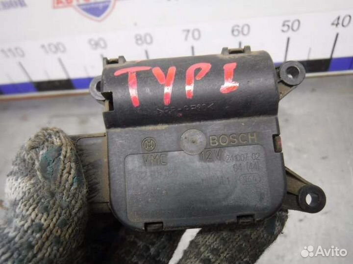 Моторчик заслонки отопителя Skoda Octavia A4 BFQ