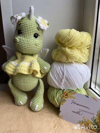Вязаные игрушки погремушки пинетки