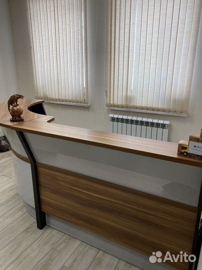 Стол ресепшен Berlin