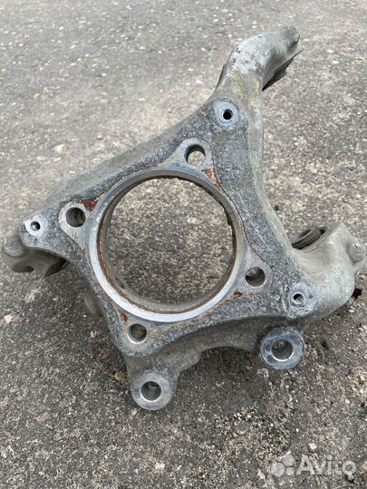 Задний кулак Ford Mustang 6 gen