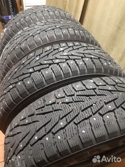 Колеса зимние в сборе 215/70 R16 5/114.3 ET38D67,1