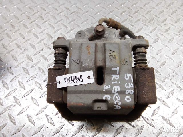 Суппорт задний правый Subaru Tribeca WX