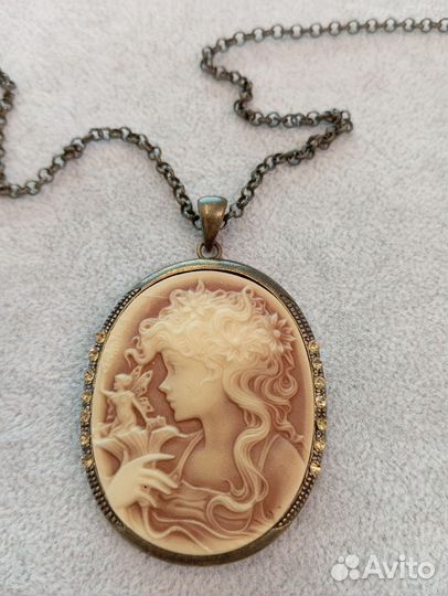 Бижутерия на шею