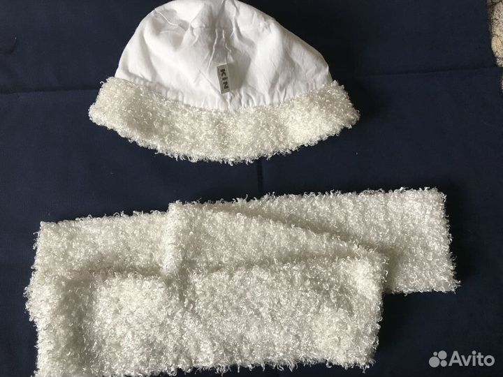 Новые демисезонная шляпка с шарфиком