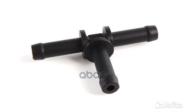 Переходник трубопровода системы охлаждения двиг