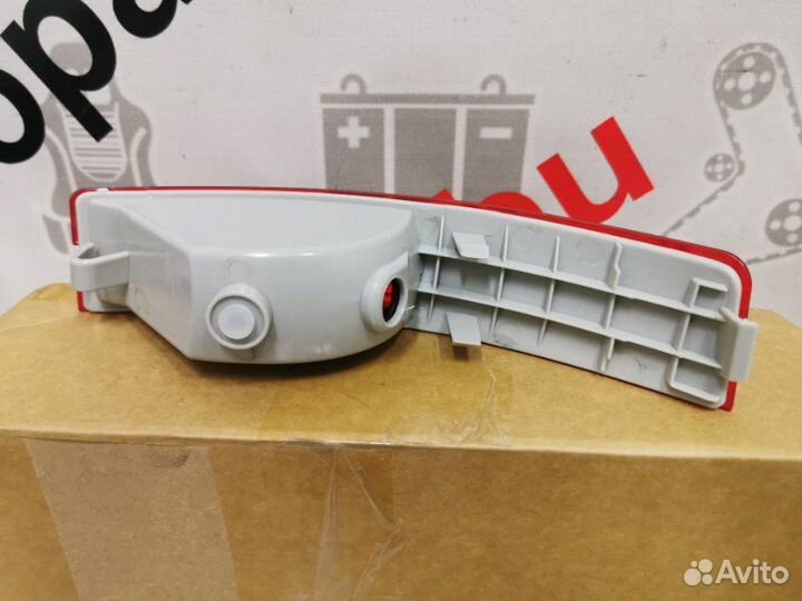 Фонарь противотуманный задний левый Volvo Xc90