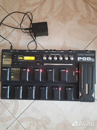 Гитарный процессор line 6 POD xt live